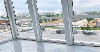 Панорамное остекление балкона Чита цена от 11 тыс. руб. м/п.